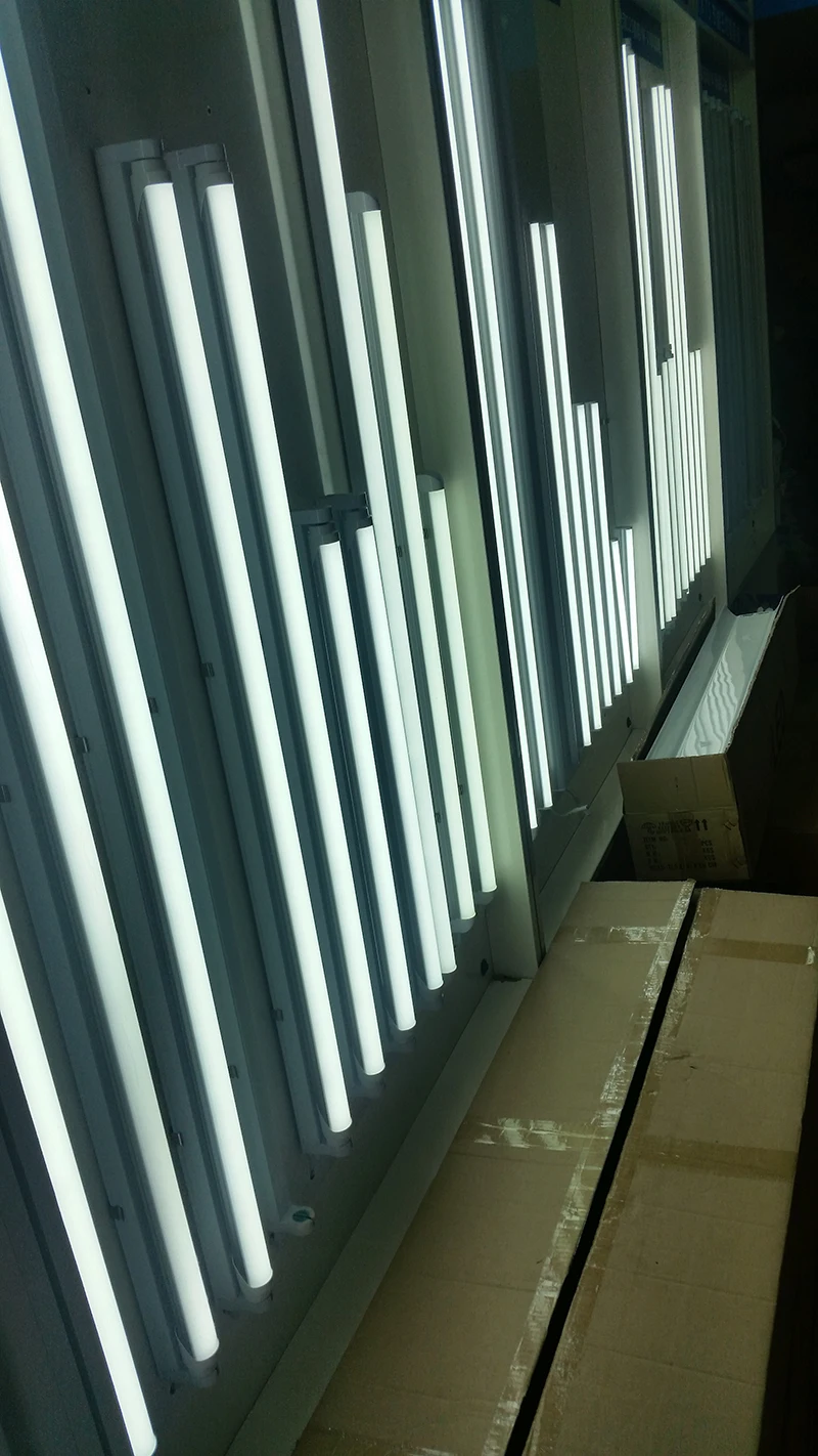 0303 9W 10W 14W 18W 24W T8 LED Tube lights lamp lightings T8 Tube LED 110