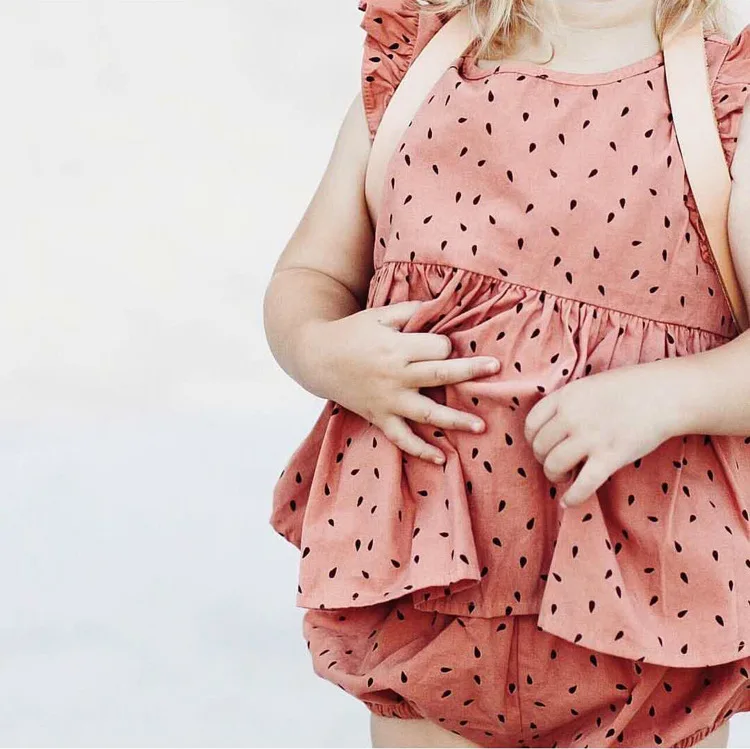 

INS Baby Girls Clothes Set Summer Cute Dot printed Toddlers Infant Baby Kids Sleeveless Polka Dot Top+Pants Clothes Set Outfits