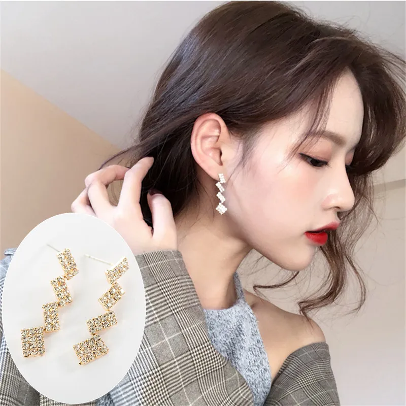 

Fashion Gold Color Korean Style Simple Crystal Stud Earrings For Women Wedding Jewerly Bridal Engagement Earrings Female Gifts