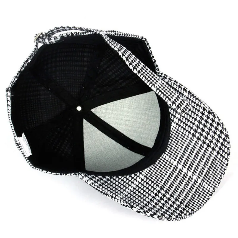 form fitting baseball caps