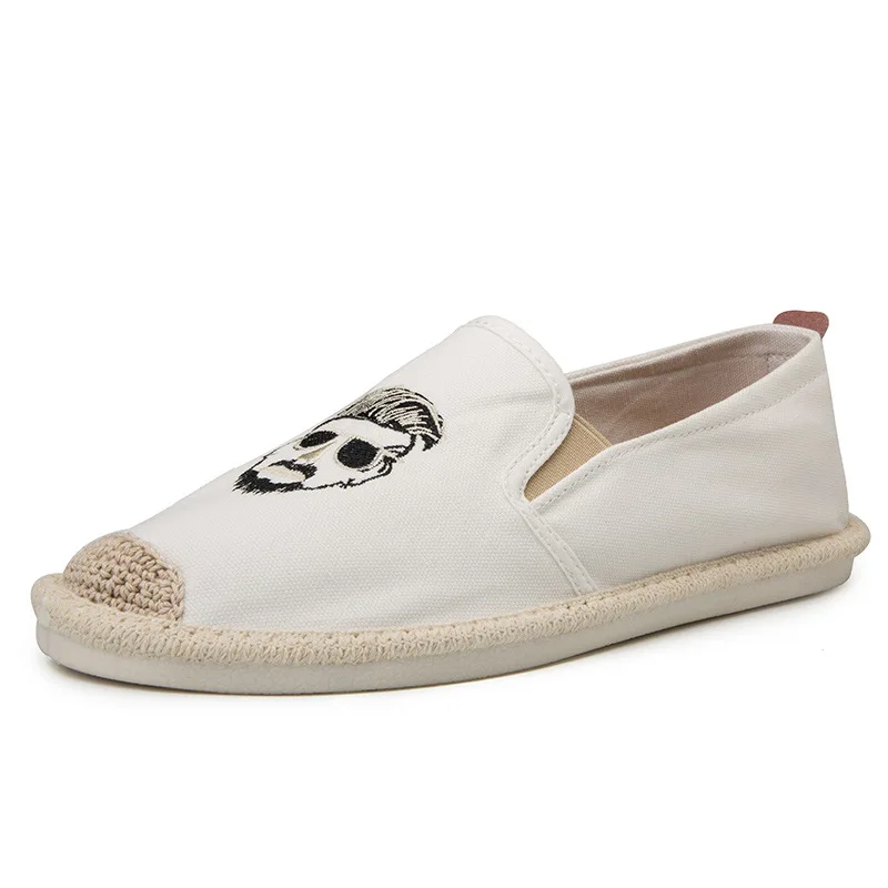 

2019 Old Beijing Handmade Canvas Embroidery Fisherman Shoes Fashion Set Foot Design Easy To Wear Off Flat Men's Shoes