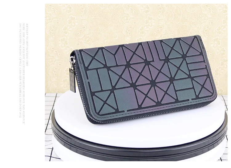 ZYJ Luminous Women Laser Geometry Quilted Plaid Long Wallets Dazzle Colour Girls Zipper Sequins Lattice Clutch Wallet Purse Bag (22)