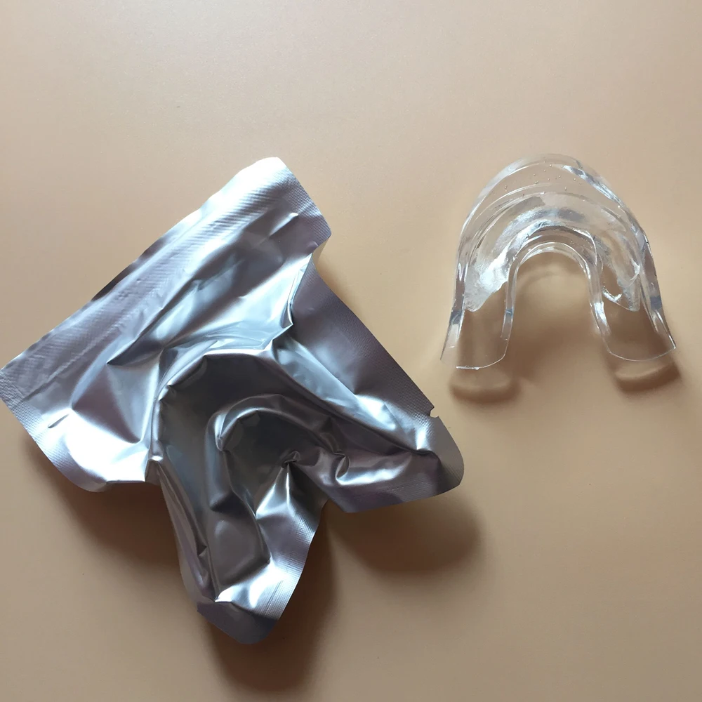 

Free Shipping (4 pcs/lot) easy to use 35%CP teeth whitening prefilled trays teeth whitening silicon trays with gel