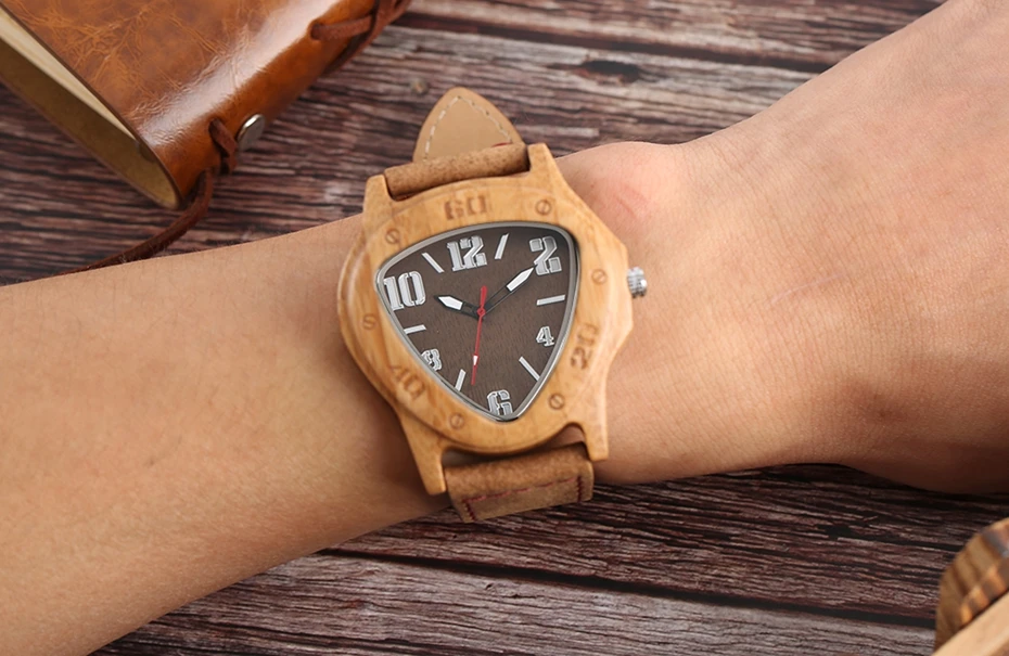 2017 Luxury Noble Men Wooden Watch New Fashion Triangle Dial 100% Natural Wood Quartz Genuine Leather Casual Male Handmade Gifts Christmas New Years gifts (15)