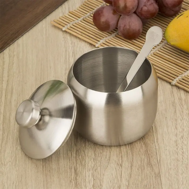 European 304 stainless steel condiment box with a spoon seasoning cans