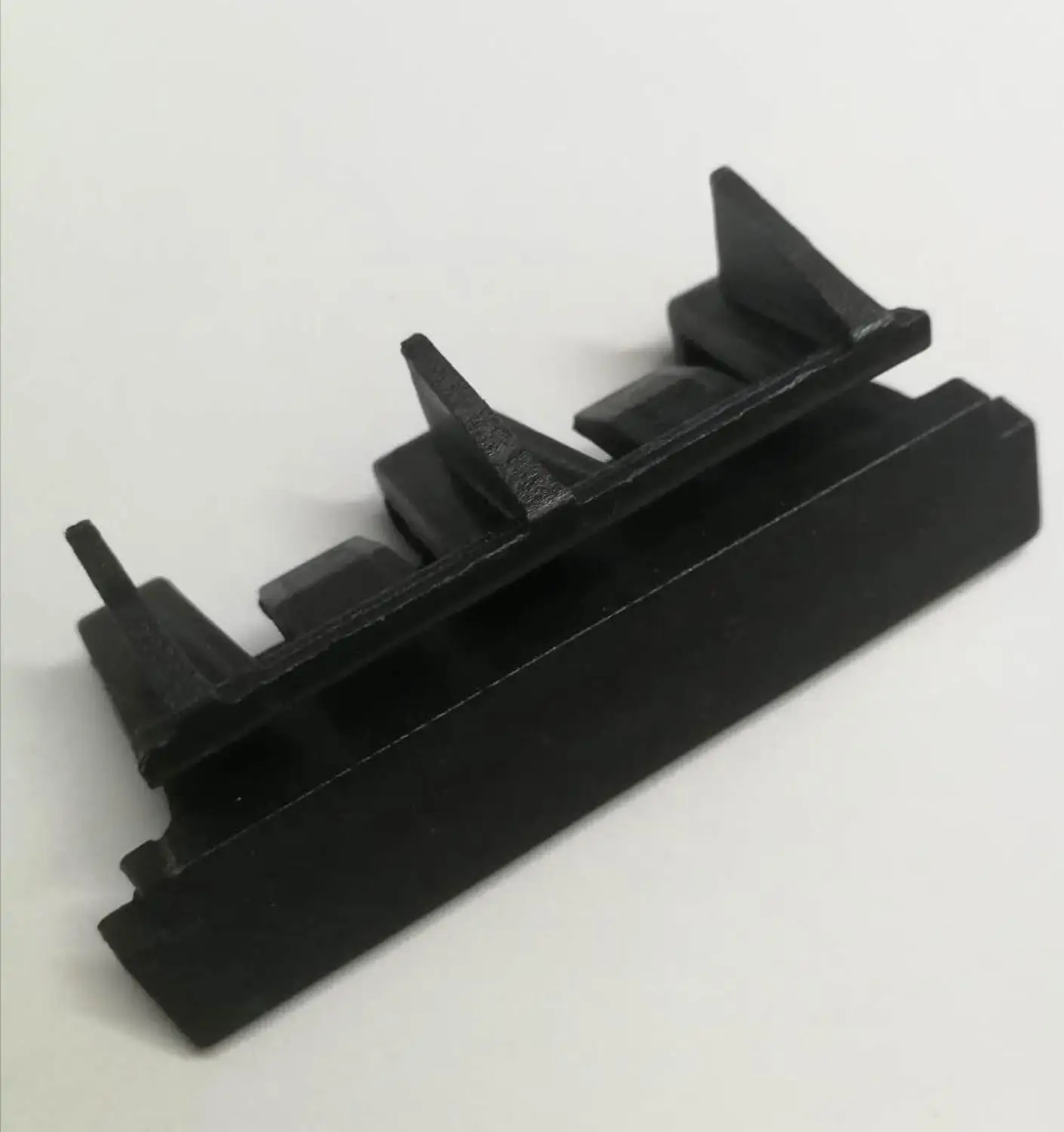 

5X New Metal Chrome black Red Quattro Front Grille Emblem Front grille mount for Audi For A4 2013 2014 13-14