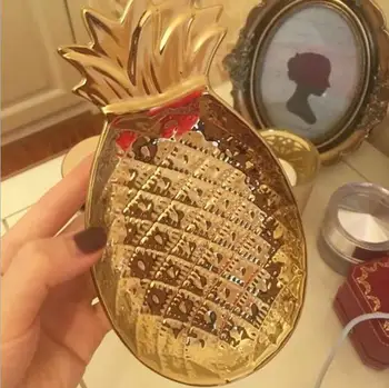 

Electroplating Gold Ceramic Storage Tray Pineapple Shape Jewelry Ring Tray Creative Craft Ornaments E663