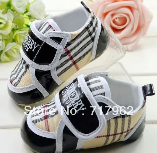 chaussure burberry bébé