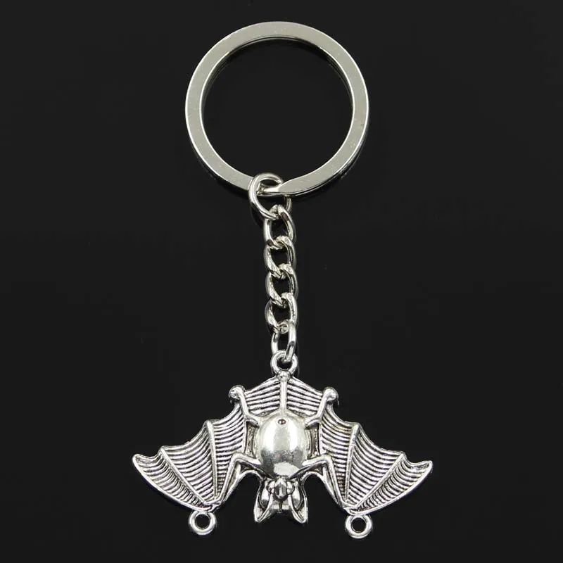 

New Keychain 29x47mm bat vampire dracula connector Pendants DIY Men Car Key Chain Ring Holder Keyring Souvenir Jewelry Gift