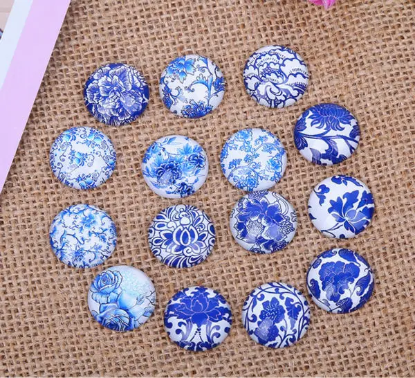 

15pcs 20mm Blue flowers and white pattern Round Handmade Photo Glass Cabochons & Glass Dome Cover Pendant Cameo Settings