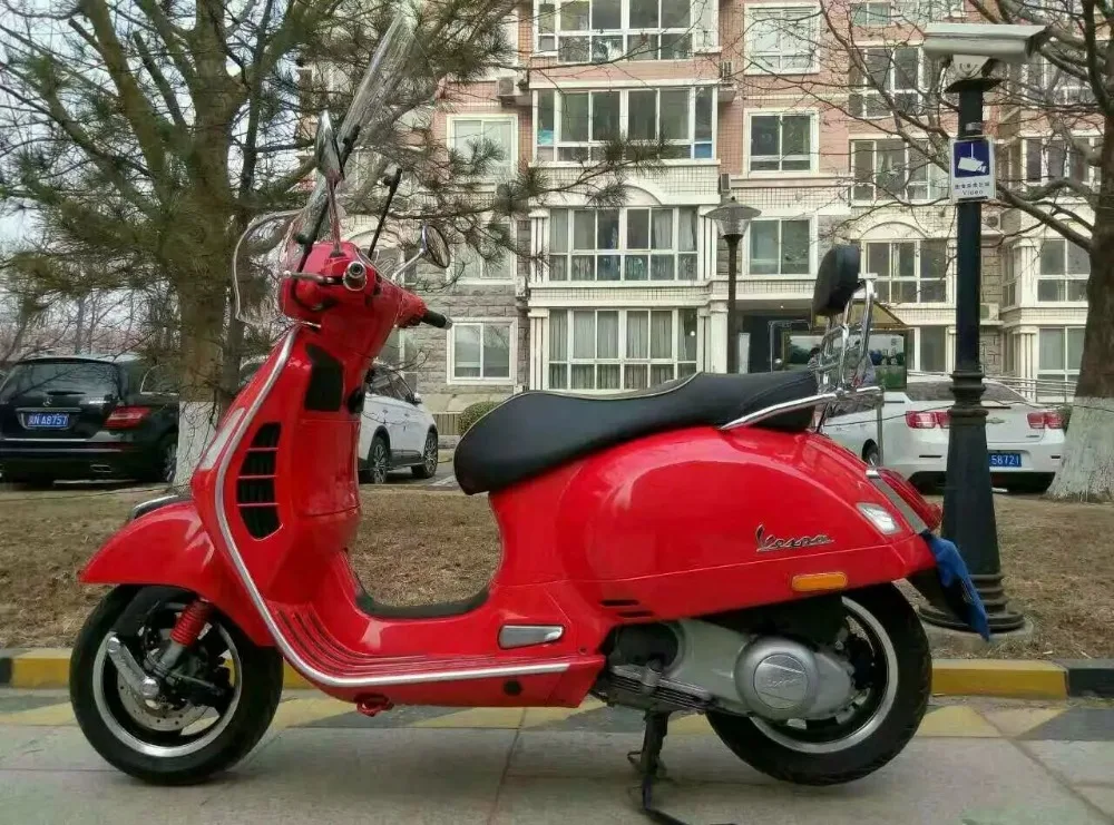 Спинка Сисси Бар с чемодан стойки Chrome VESPA Primavera Sprint GTS LX 150 250 300