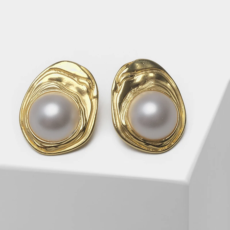

Texture vintage court baroque style pearl drop earrings