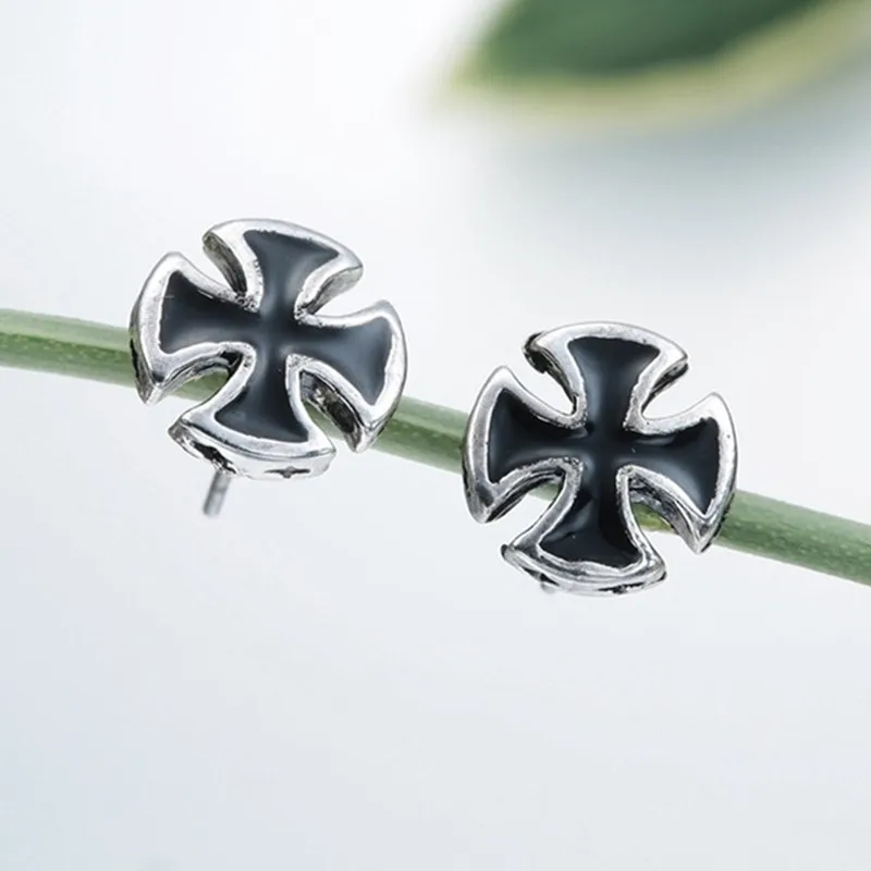cross Design Earings (2)