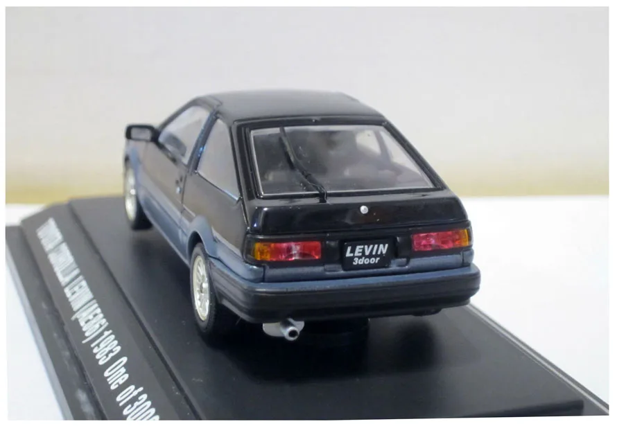 EBB RO 1:43 Тойота Королла Левин(AE86) 1983 бутик сплава автомобиля игрушки для детей Детские игрушки модель оригинальная посылка