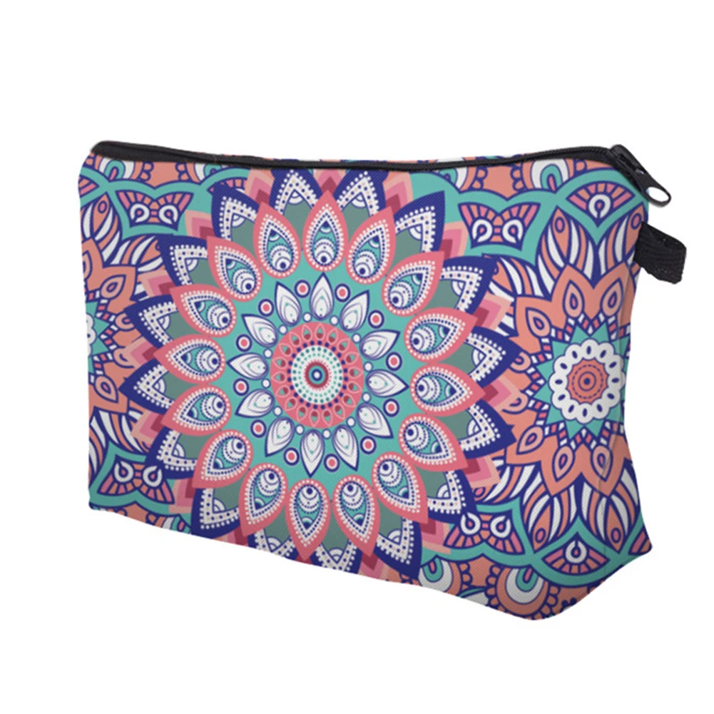 

Women Bohemia Makeup Bag Cosmetic Bag Travelling Accessoires Travel Tag Neceser Make Up Bag Makeup Pouch Cosmetic Organizer Bag