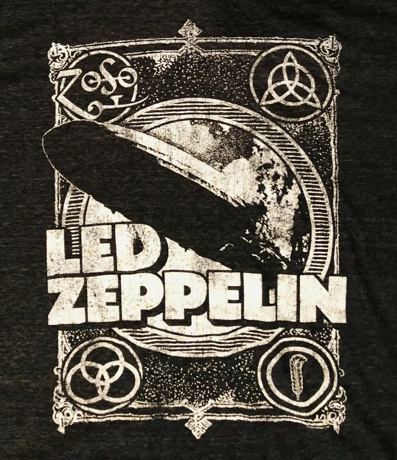 

Led Zeppelin T-shirt ZOSO Rare Print Men’s Size 2XL XXL