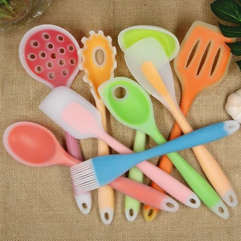 

1Pcs Retail Baking Cookware Set Nylon And Silicone Cooking Gadgets Spatula Spoon Non-stick Kitchen Utensils Cooking Tools