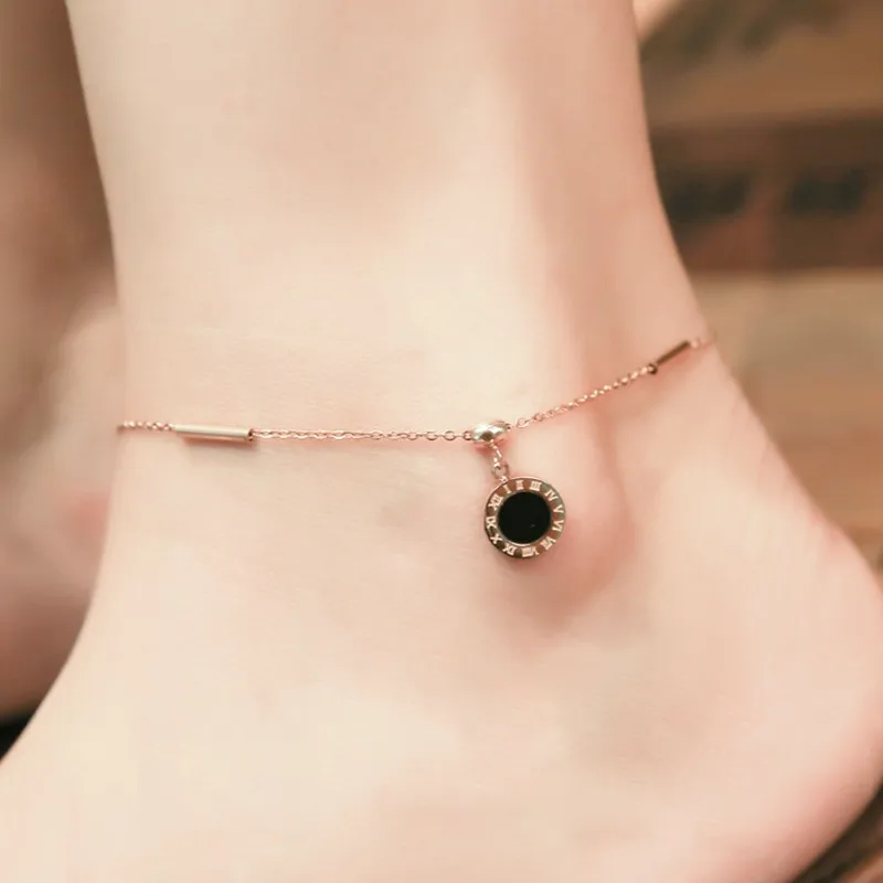 

Classic Jewelry White Shell Black Onyx Double-sided Roman Numerals Round Anklets For Women Stainless Steel Chains Foot Bracelet