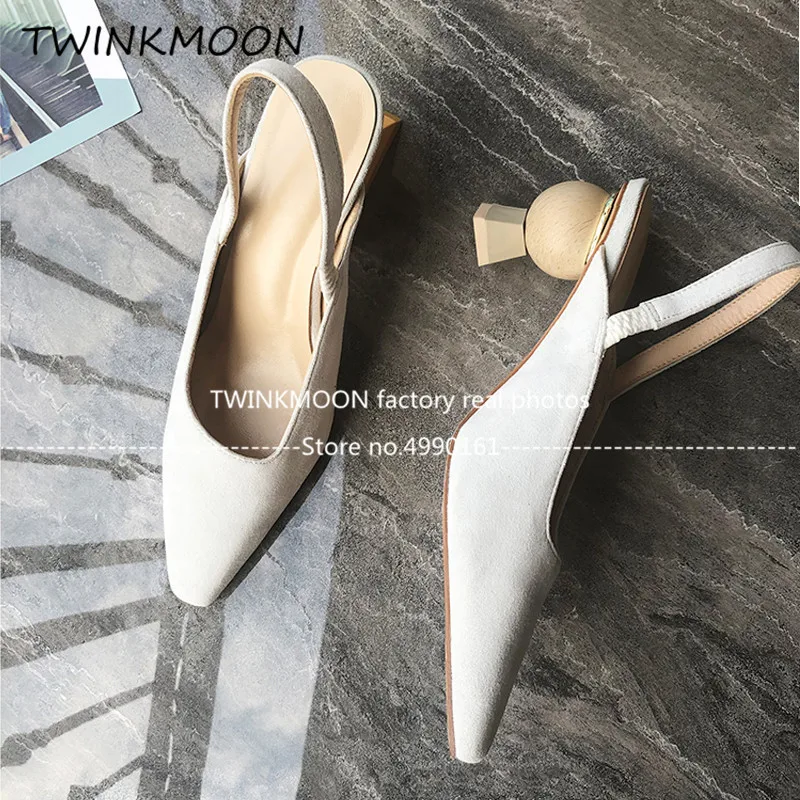 suede pumps08