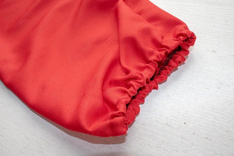 8792149212_187419500