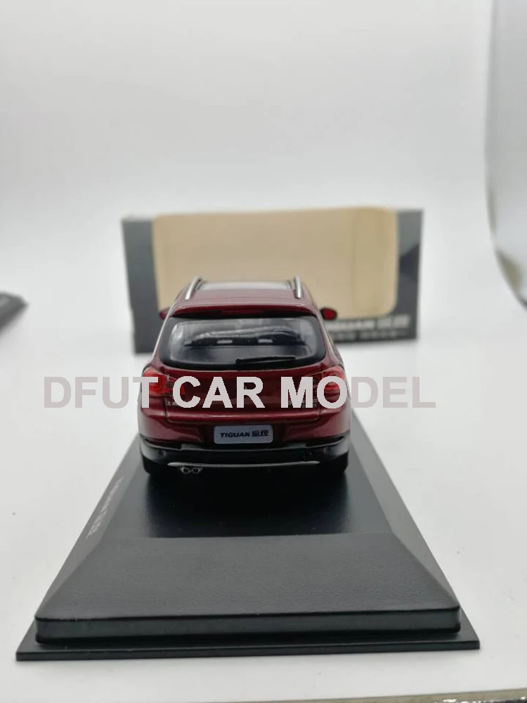 Литая 1:43 игрушечная спортивная модель автомобиля TIGUAN из сплава, детские игрушечные машинки, оригинальные авторизованные подлинные детские игрушки, подарок