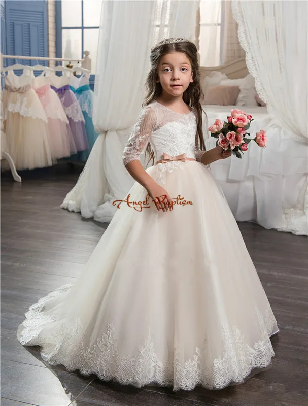 

2019 Lace Flower Girl Dresses for Wedding Champagne Backless Ball Gown Princess with train holy communion dresses for girls