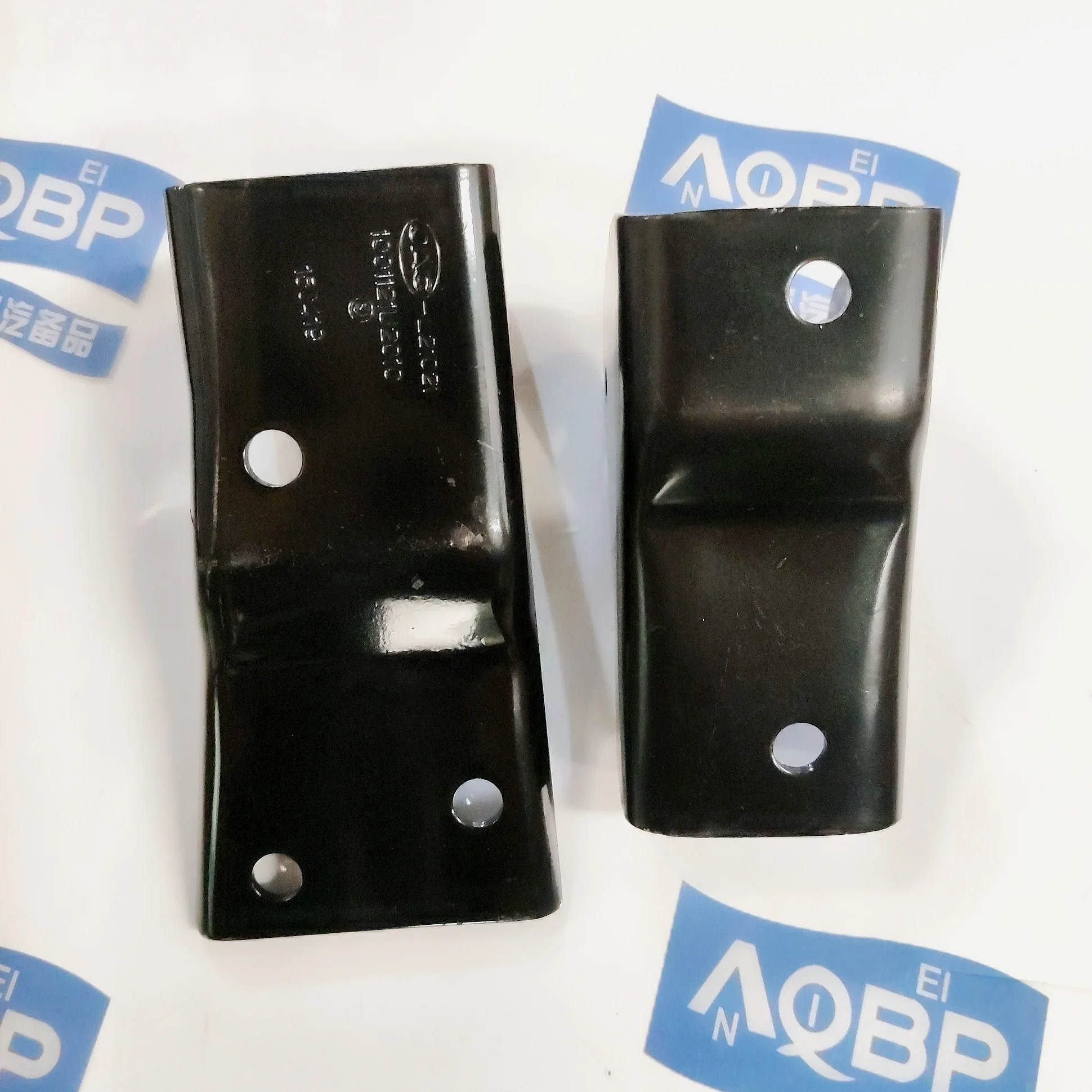 Автозапчасти номер OE 1001121U2010 1001221U2010 для JAC J6 кронштейн двигателя