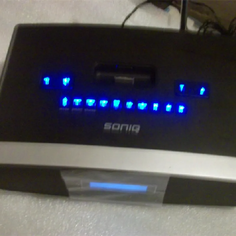 

Gifts DAB + DAB / FM digital radio. Clock radios / IPOD speaker / clock control audio / digital automatic storage