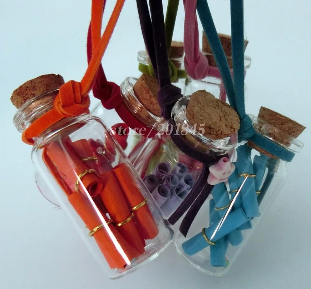 Wholesale Beauty Gift Glass Bottle With Cork Color Paper Rape Micro Drift Landscape Decoration Wishing Bottle For Christmas