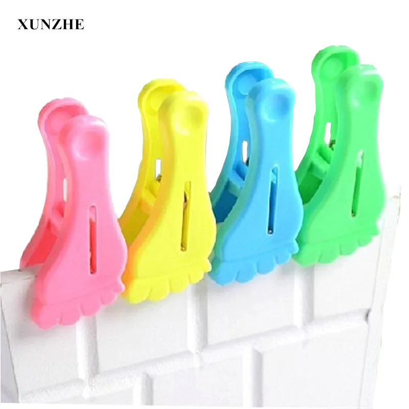 

3pcs/pack Creative Plastic ClothesPins Little feet Clothes Paper Peg Photo Paper Peg Clothespin Laundry Hangers Craft Clips