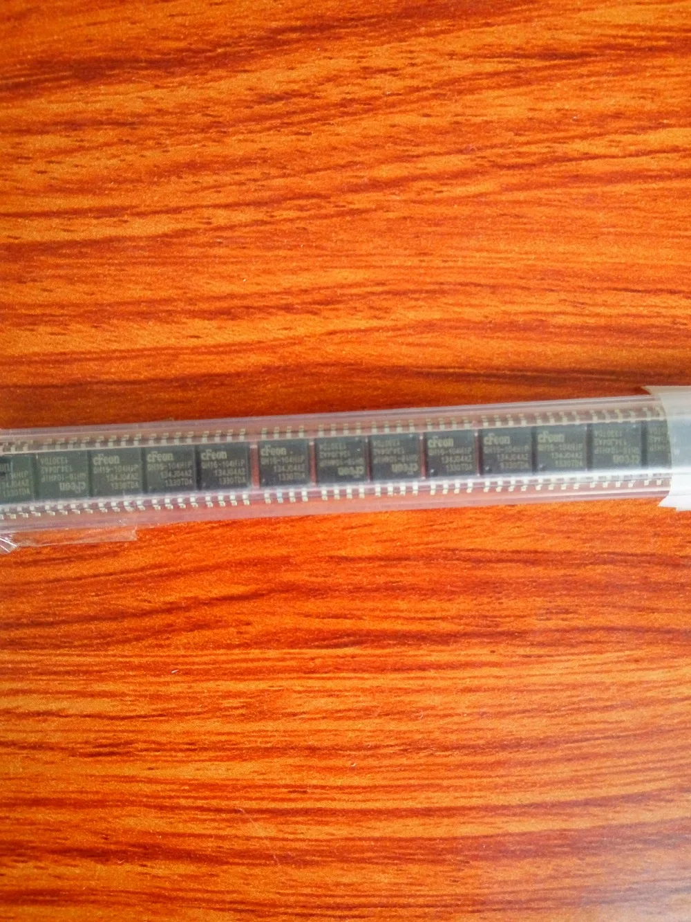 Free shipping original new  EN25QH16-104HIP EN25QH16 SOP8 LCD  Free shipping by AliExpress Standard Shipping