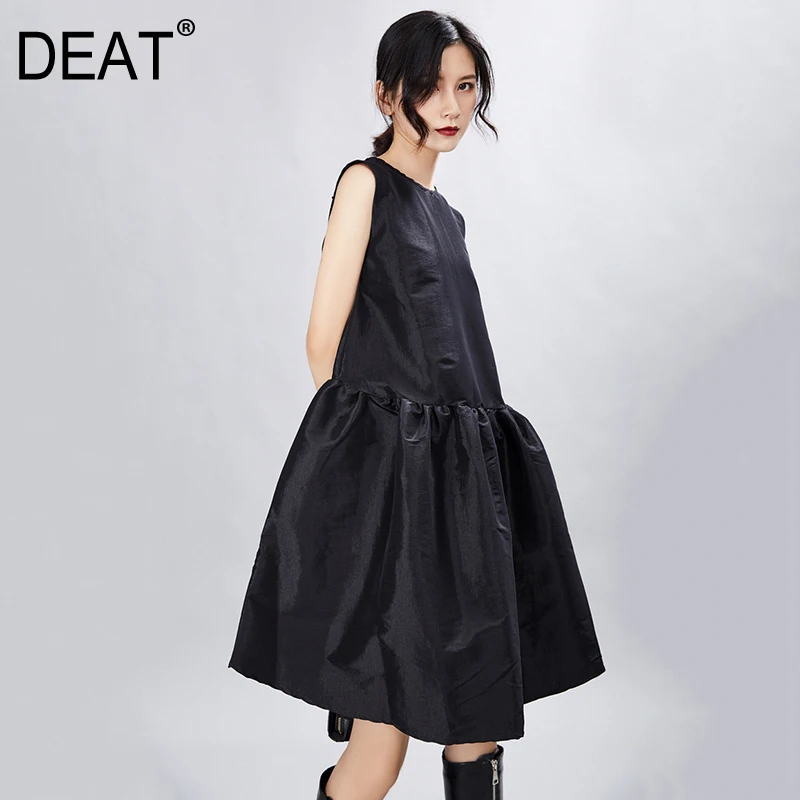 

[DEAT] 2019 New Spring Summer Round Neck Sleeveless black loose pleated split joint temperament Dress Women Fashion Tide JX337