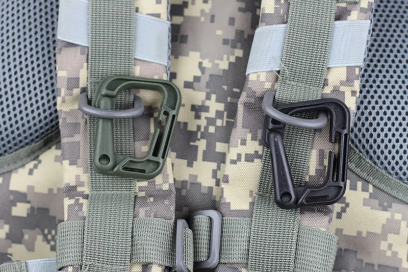 backpack carabiner (6)