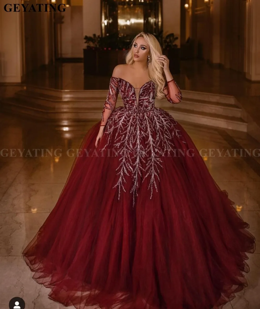 Elegant Off Shoulder Ball Gown Burgundy Arabic Dubai Evening Dress Long Sleeves Elegant Women Plus Size Prom Formal Dresses 2019