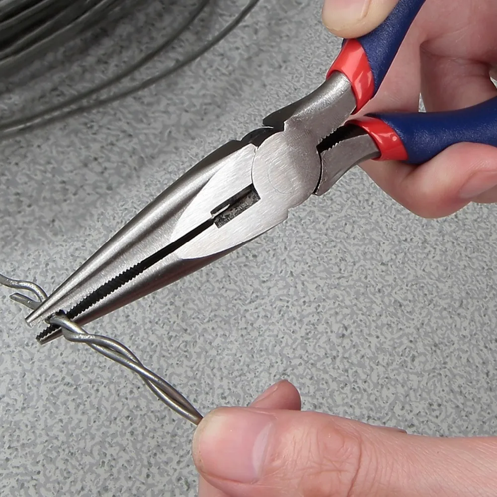 long nose plier_use_01