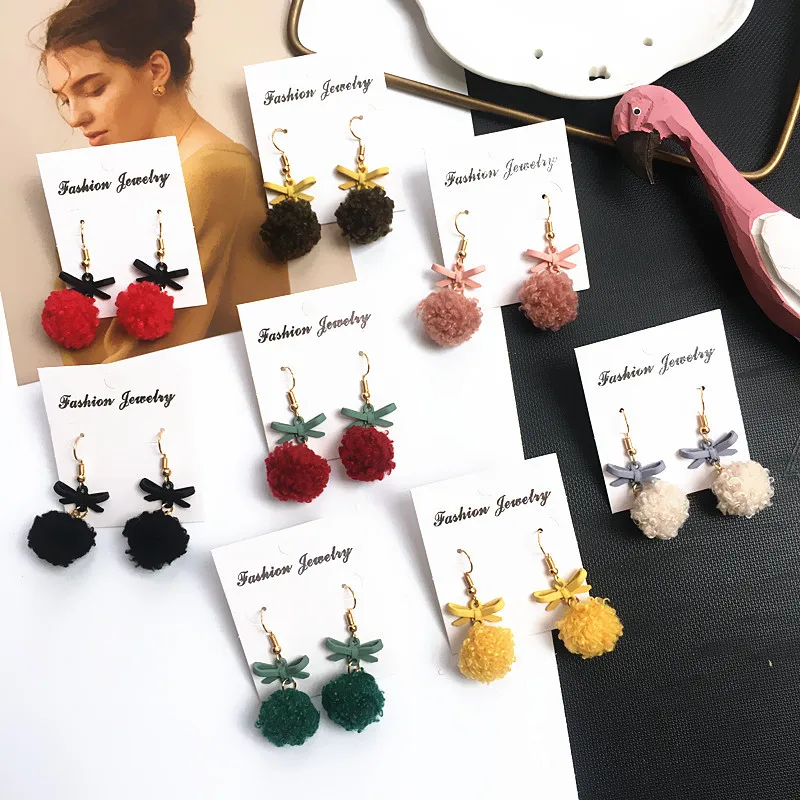 

Koean Temperament Handmade Colorful Lovely Plush Hairball Drop Earrings Winter Elegant Wool Bowknot Earrings Funy Party Jewelry
