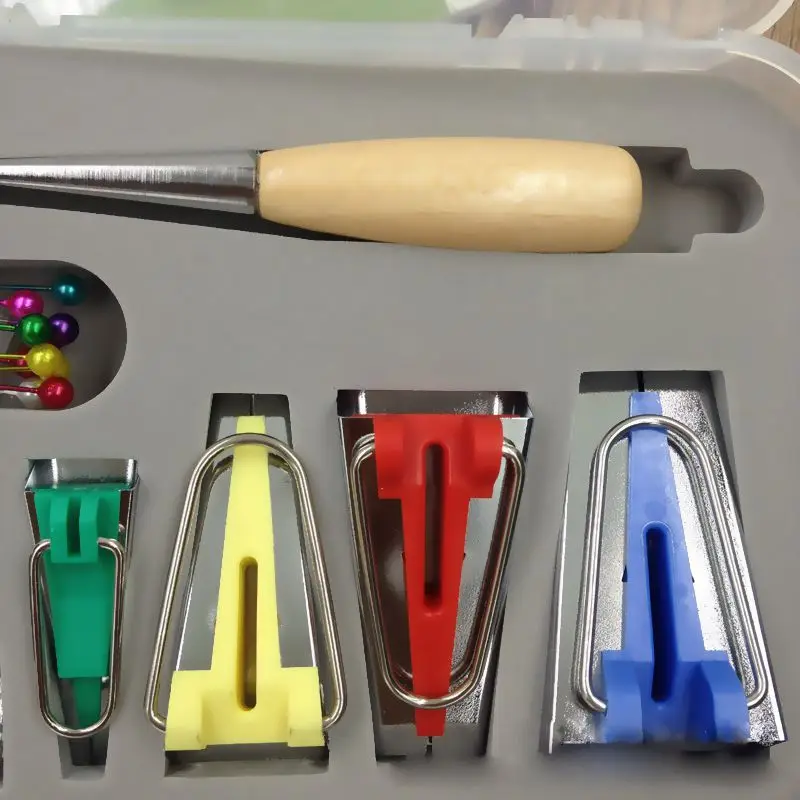 

Multifunction Sewing Bias Tape Maker Set Tools Household Family Expenses Bias Binding Sew Patchwork DIY Tool 2018 hot