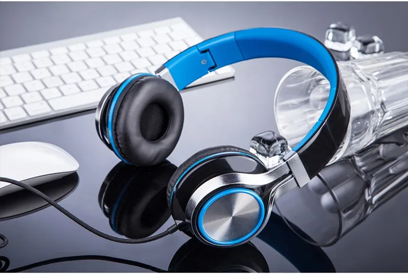 headphones8_02
