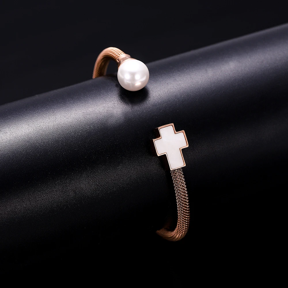 Три цветной кабель провода браслеты для женщин Мода из нержавеющей стали крест Шарм Браслеты Женские с жемчугом