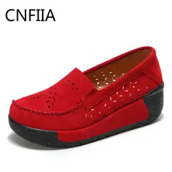 CNFIIA женская обувь кроссовки Закрытая обувь увеличить высокой 5 см Красный, черный, синий цвет обувь на платформе Дамская прогулочная