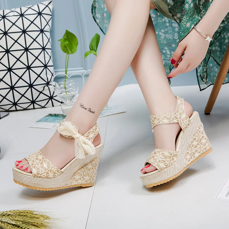 

2019 new thick with sandals female summer fish mouth thick bottom waterproof platform
