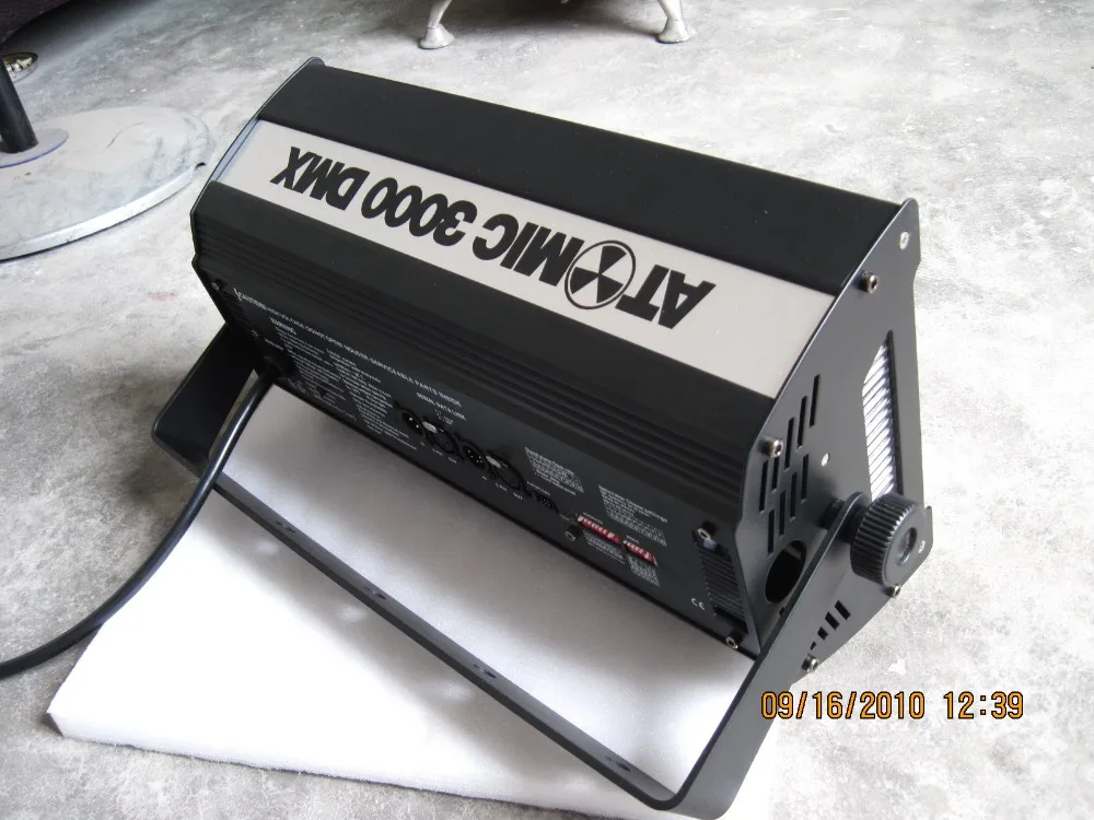 Импульсный стробоскоп TIPTOP 4XLOT MARTIN ATOMIC 3000 DMX512 Вт диджесветильник световые эффекты