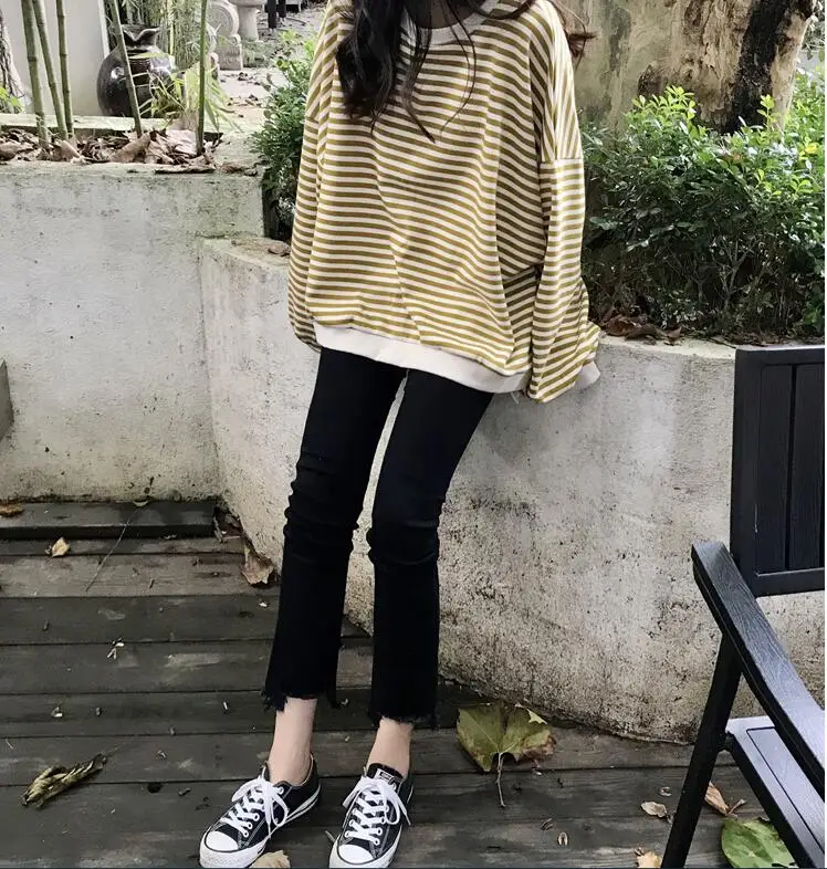  autumn new casual loose round neck pullover Striped long-sleeved Sweatshirt female