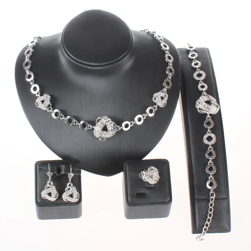 Комплект из колье серёг и браслета с бусинами|set stationery|jewelry talismanset cushion |