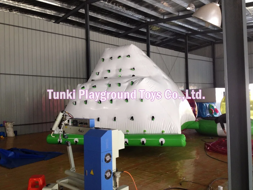 

PVC inflatable water iceberg for play