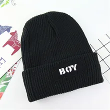Мода г., популярный товар в классическом стиле, вышитая шапочка с буквенным принтом для мальчиков, милые зимние трикотажные шапки для пар