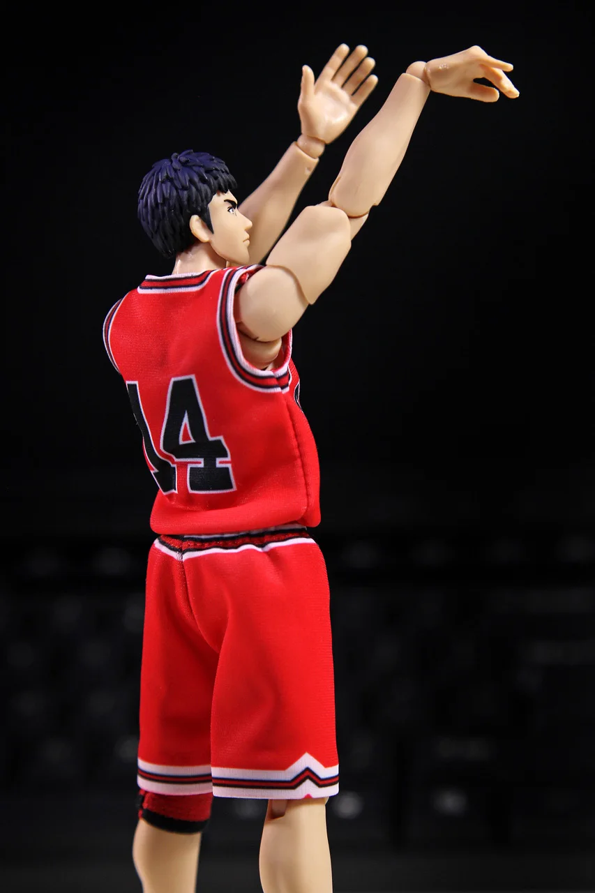 23