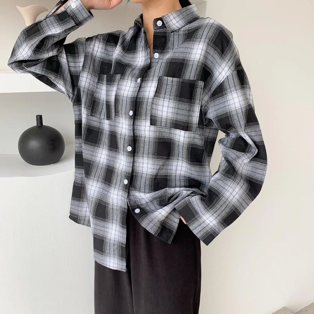 

women Plaid shirts oversize Long Sleeve Shirt Turn-Down Collar Loose Blusas Femme Casual Tops Women Blouses Plaid Shirt