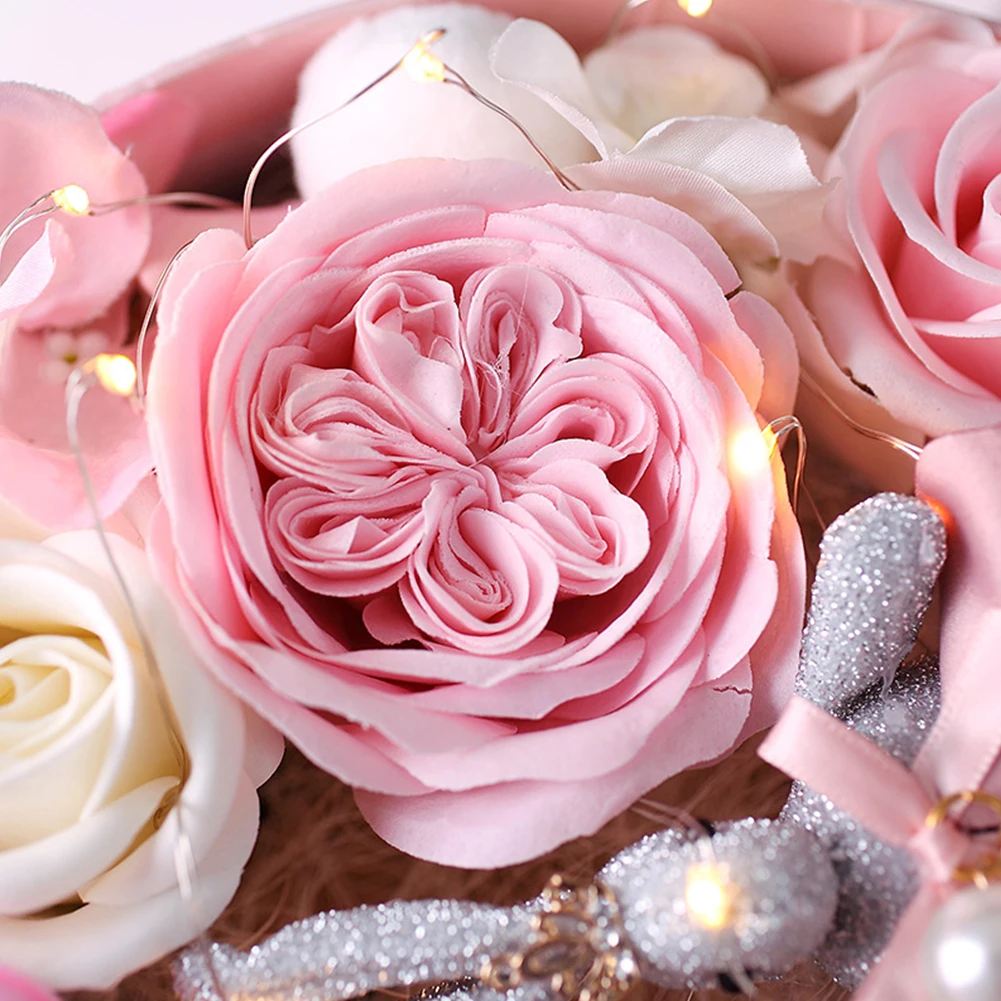 

Romantic Gift Fragrant With Box Birthday Artificial Rose Anniversary Home Decor Valentine's Day Simulation Soap Flower Wedding