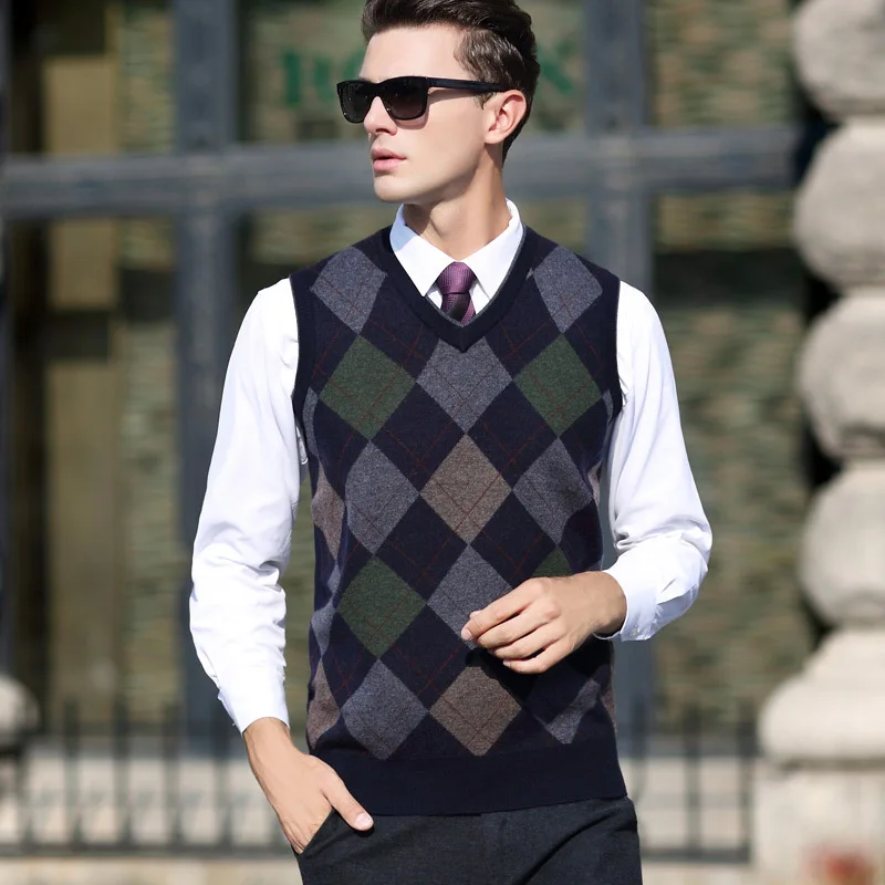 

2019 Famous Brand merino 100% pure wool Vest Men Sleeveless Jacket Autumn Winter Vintage Slim Fit Chaleco Stylish keep warm Vest